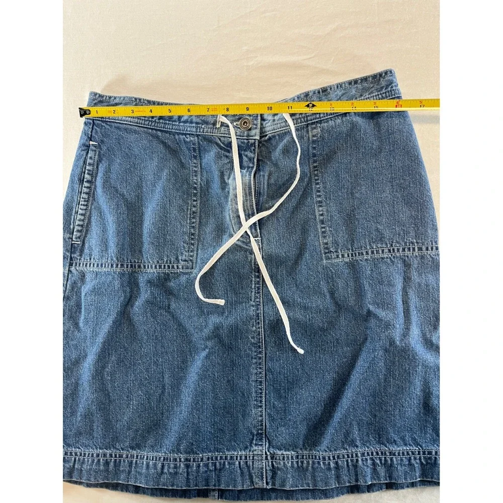 Christopher & Banks Womens Size 10‎ Medium Wash Denim A-Line Skirt Patch Pockets